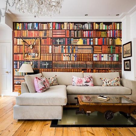 Sherlocks London Ngoại thất bức ảnh